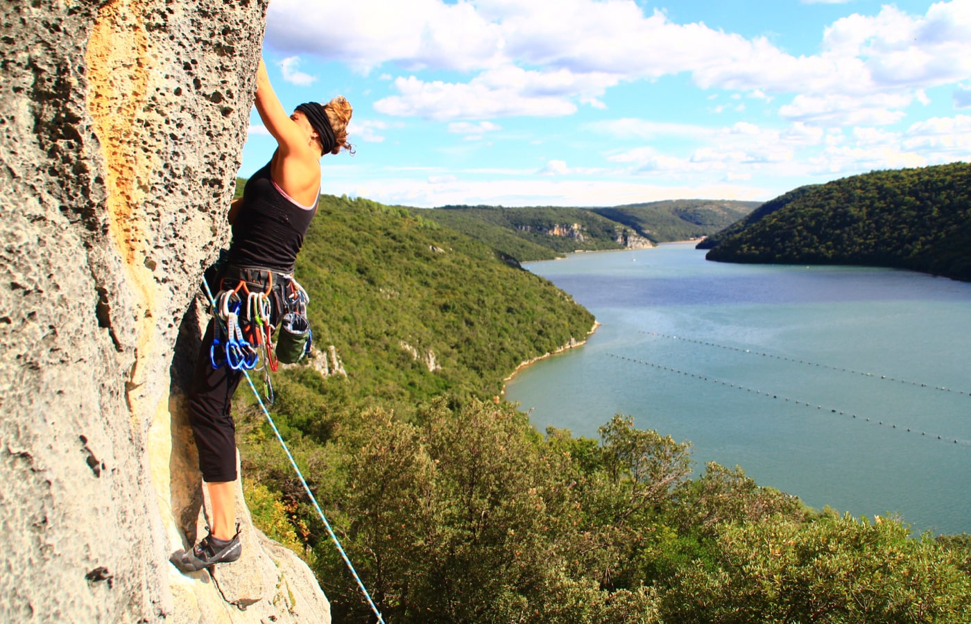 Kletterfelsen mit Meerblick in Kroatien