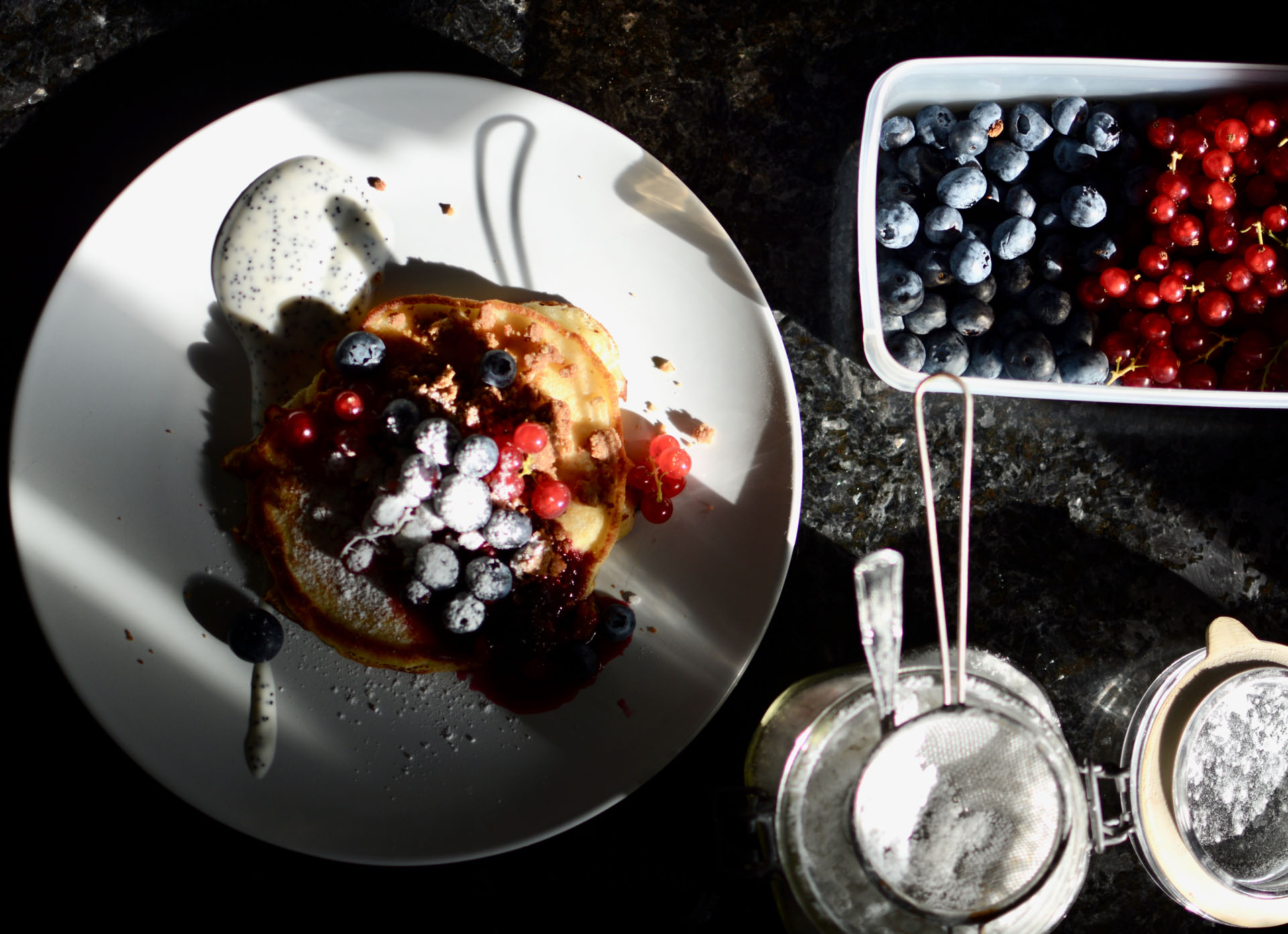 Goodtimes Sportreisen Surfcamp Portugal Frühstücksspecial mit Beeren